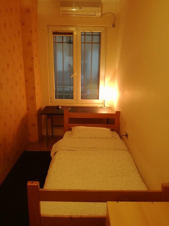 Hostel Jasmin Белград Екстериор снимка